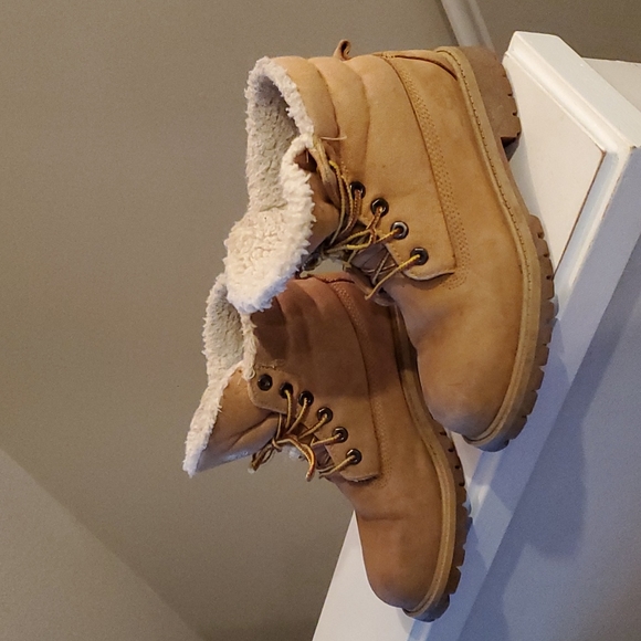 Faux-Fur Youth Winter Timberland Boots - Picture 2 of 10